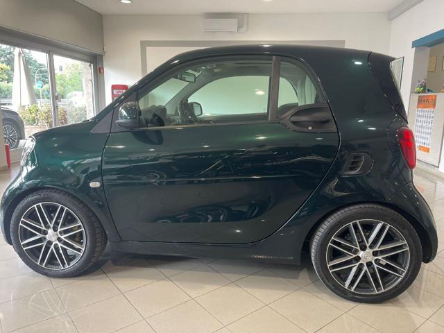 SMART ForTwo 90 0.9 Turbo twinamic British Green BRABUS STYLE