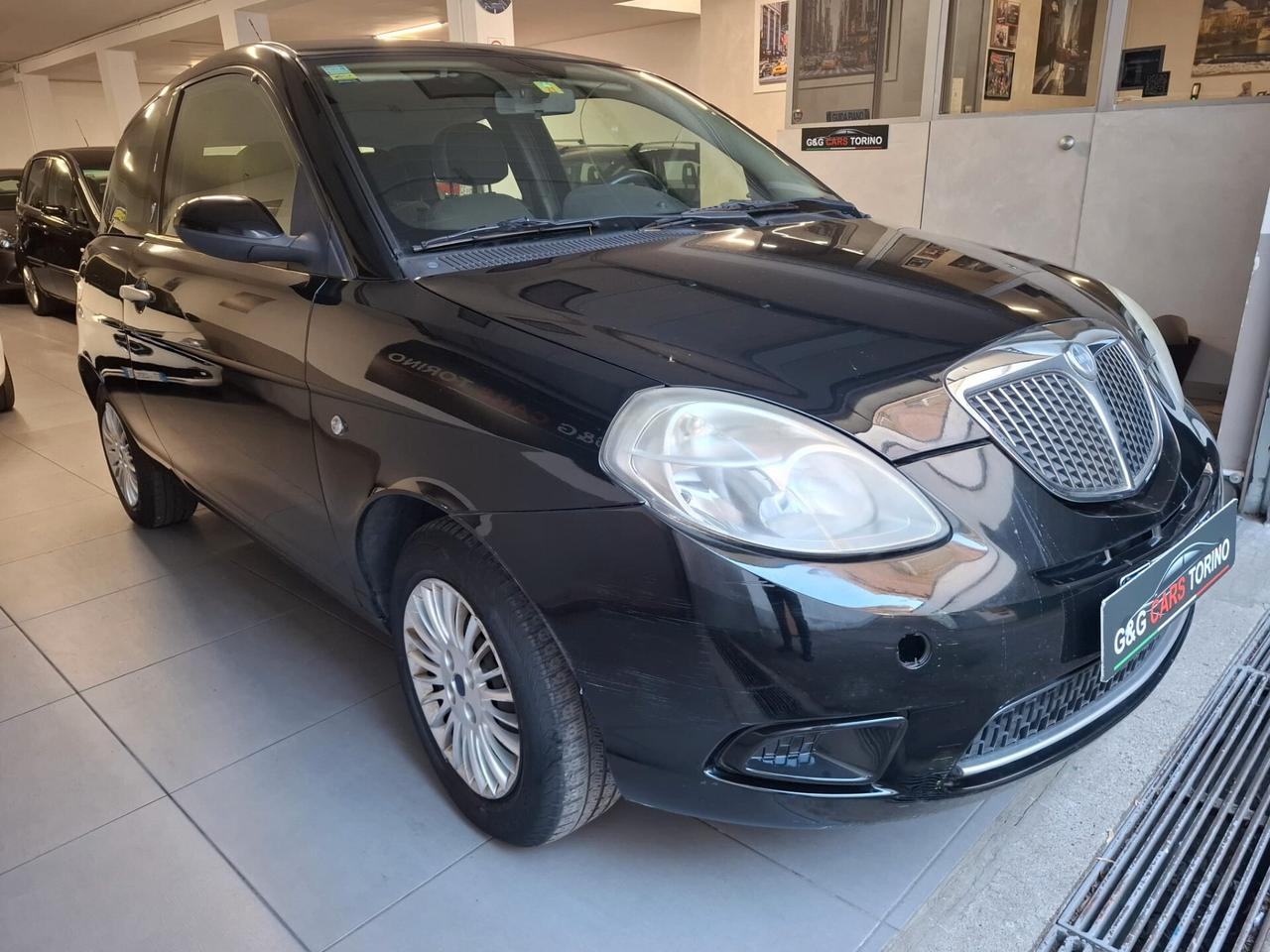 Lancia Ypsilon 1.2 Argento