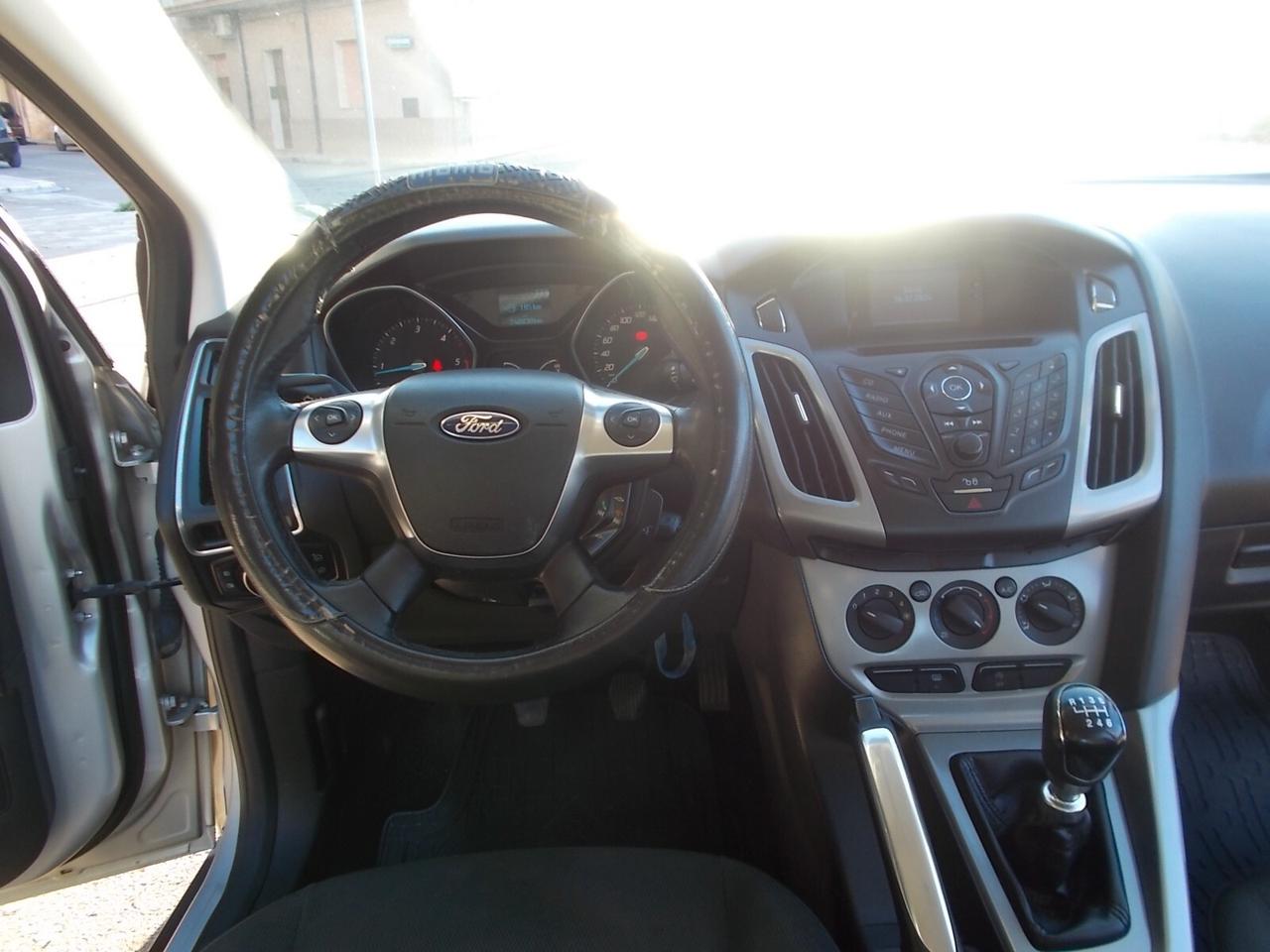 Ford Focus 1.6 TDCi 95cv *GANCIO TRAINO OMOLOGATO*