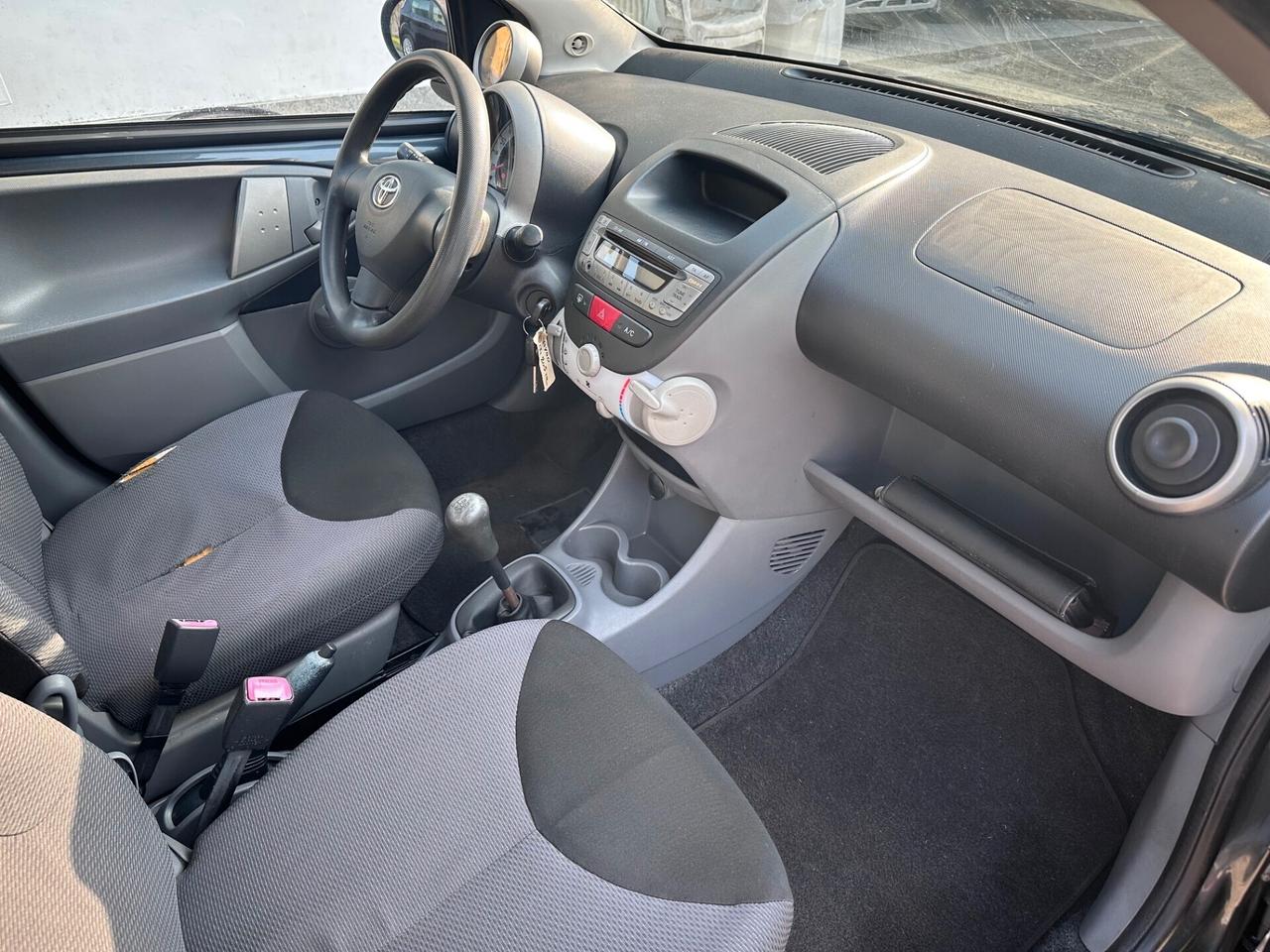 Toyota Aygo 1.0 12V VVT-i 5 porte Sol*NEOPATENTATI