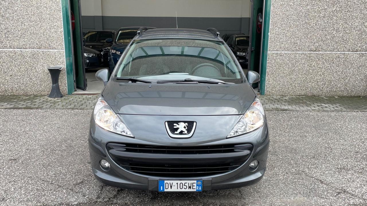 Peugeot 207 1.4 8V 75CV SW Energie Sport One Line