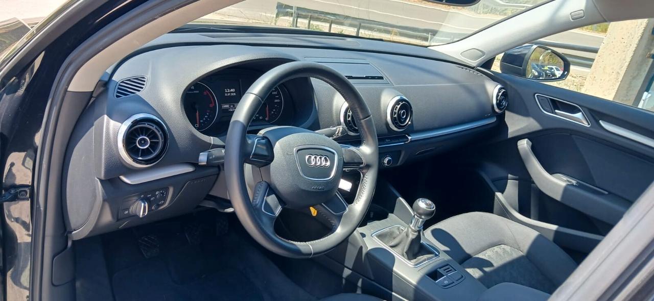 Audi A3 SPB 1.6 TDI ultra Ambition - 2014