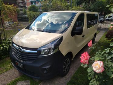 Opel Vivaro 1.6 CDTI 9 posti #GM