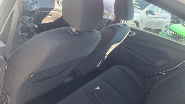 FORD Fiesta 1.5 TDCi 75CV 5 porte Titanium
