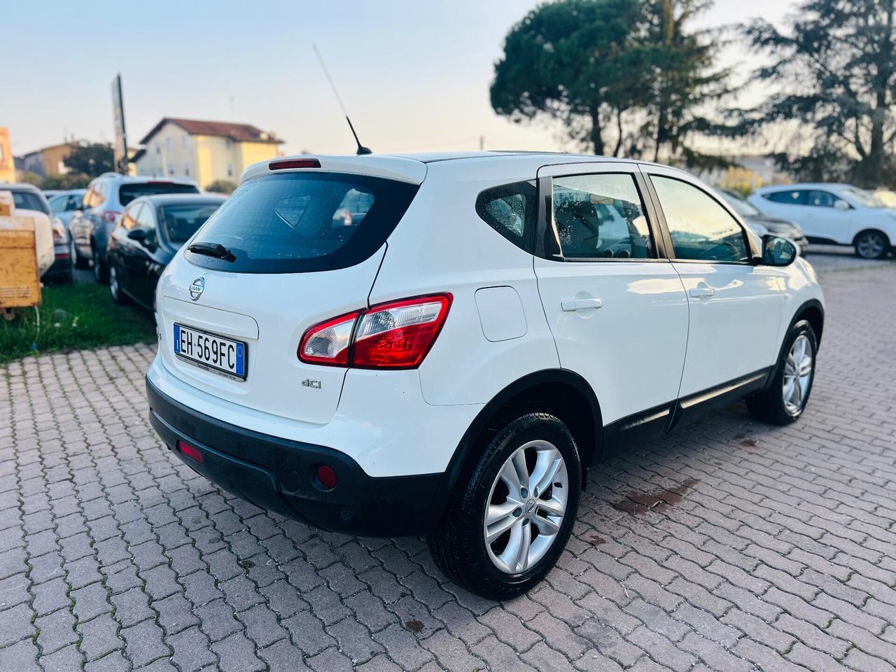 Nissan Qashqai 2.0 dCi DPF Tekna
