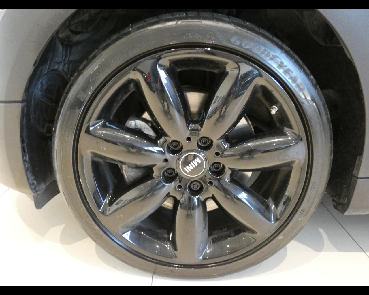 MINI Mini Clubman (F54) - Mini 2.0 Cooper SD Yours Clubman ALL4