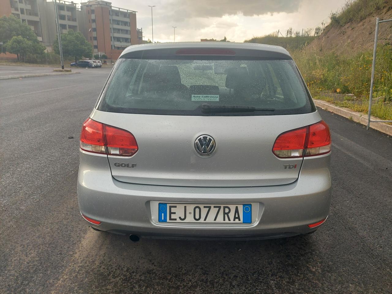 Volkswagen Golf 1.6 TDI 5p. Comfortline Ben tenuta
