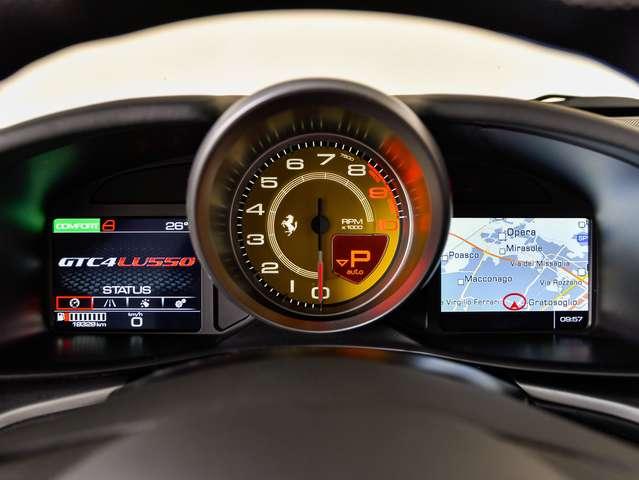 Ferrari GTC4 Lusso V12