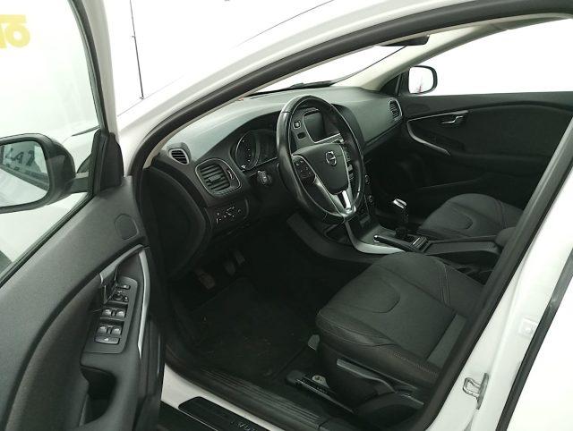 VOLVO V40 Cross Country 2.0 d2 Business Plus my19
