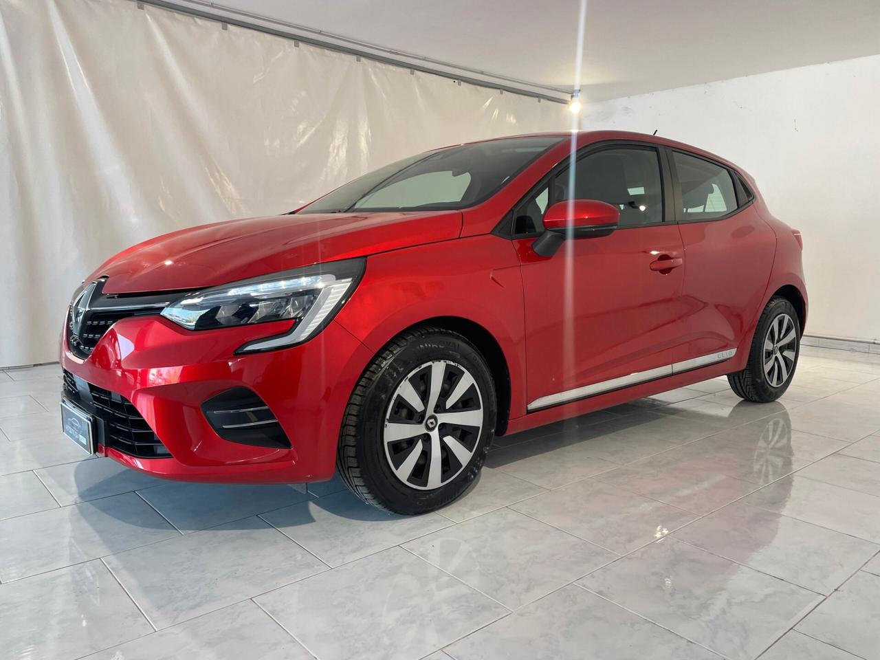 Renault Clio 100CV GPL DI SERIE NEOPATENTATI