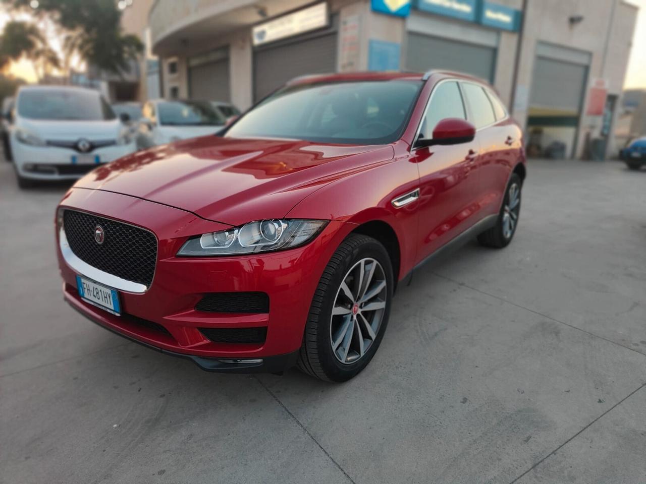 Jaguar F-Pace 2.0 D 180 CV AWD aut. Prestige