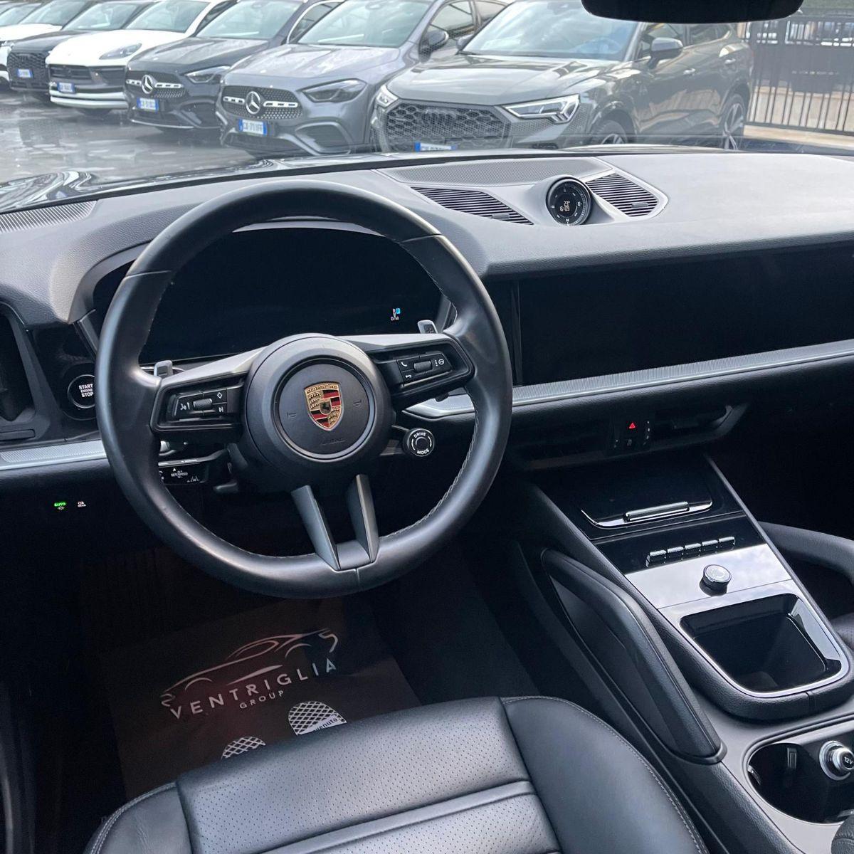 PORSCHE - Cayenne Coupe' - 3.0 V6 E-Hybrid