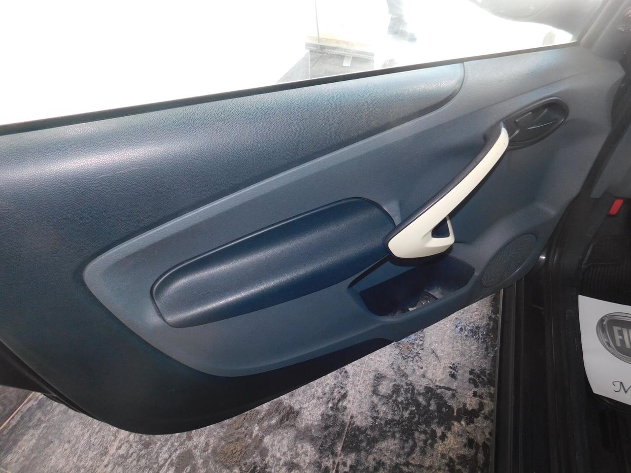 Ford Ka 1.2 8V 69CV Titanium