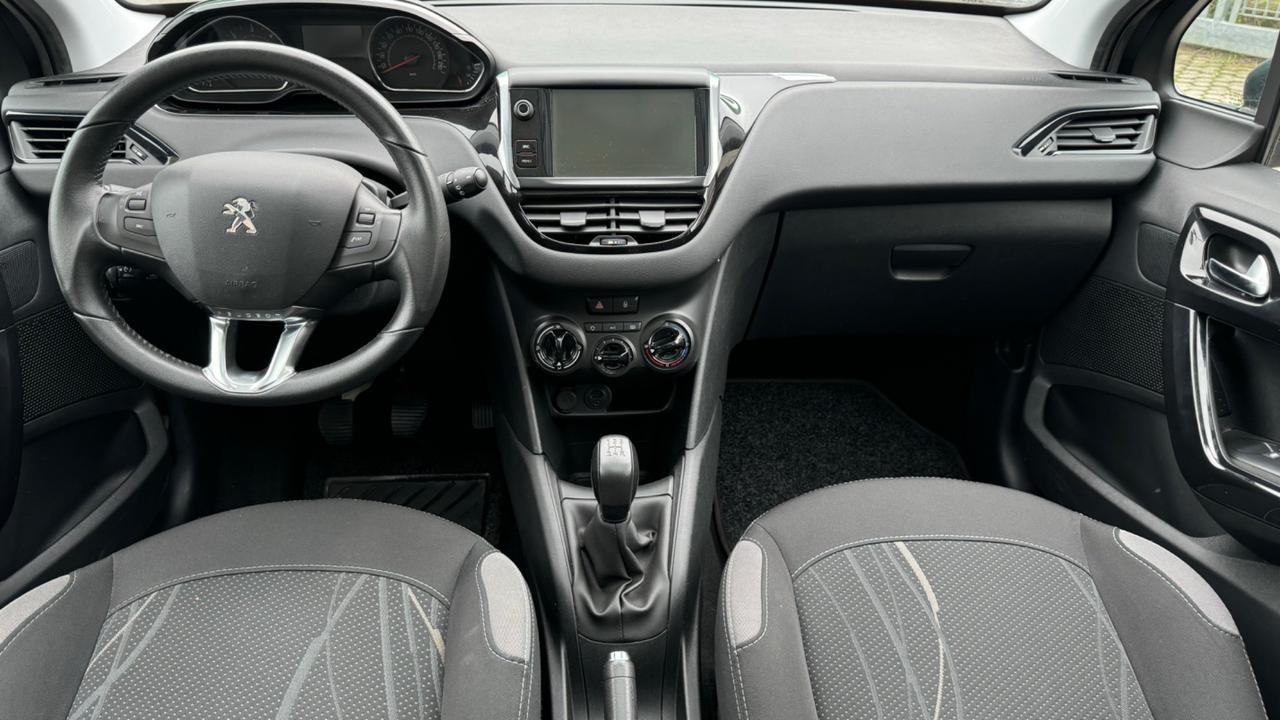 Peugeot 208 1.4 HDi 68 CV 5 porte Allure TETO NEO PATENTATI