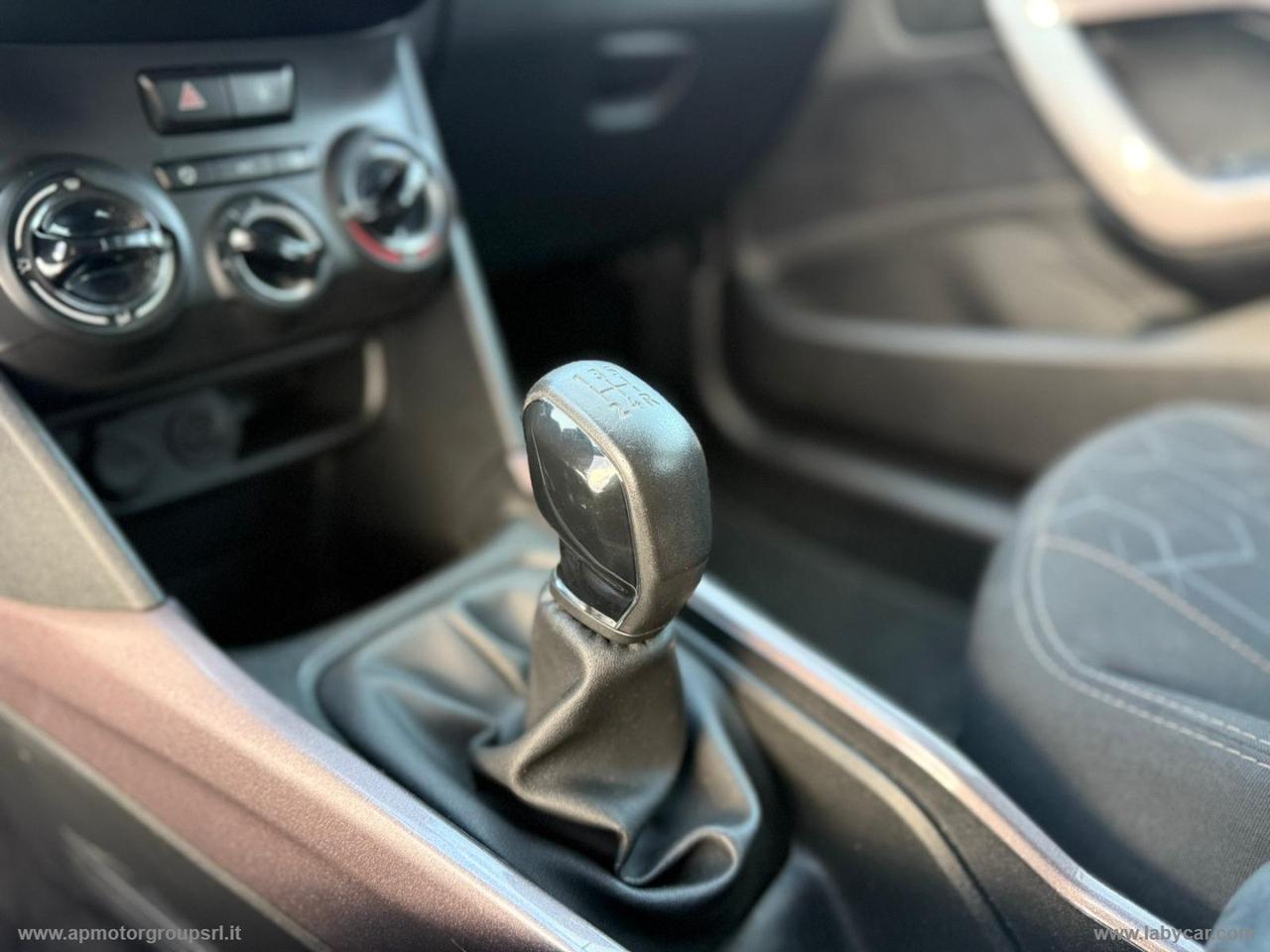 PEUGEOT 2008 PureTech 82 Allure