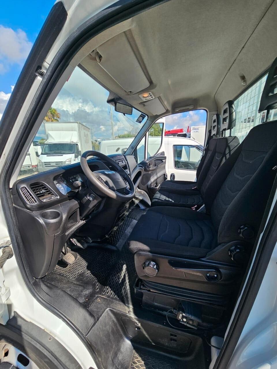 Iveco Daily 35 C 14 ribaltabile con 79.000km