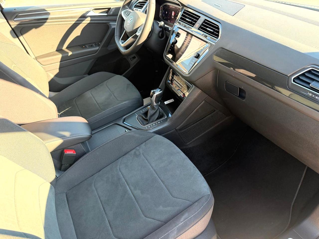 Volkswagen Tiguan 2.0 TDI 150 CV SCR DSG Elegance