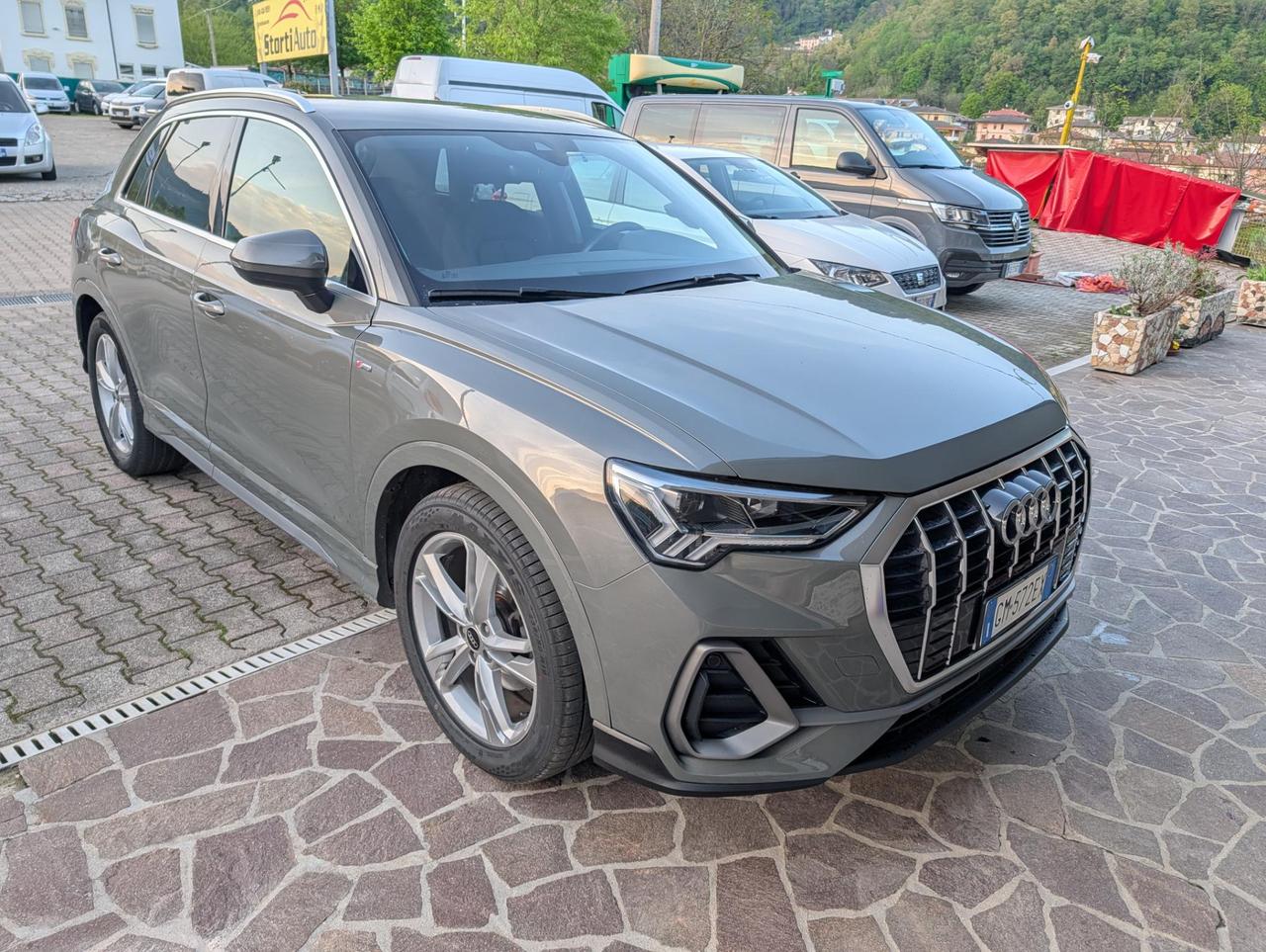 Audi Q3 35 2.0 tdi S line edition s-tronic