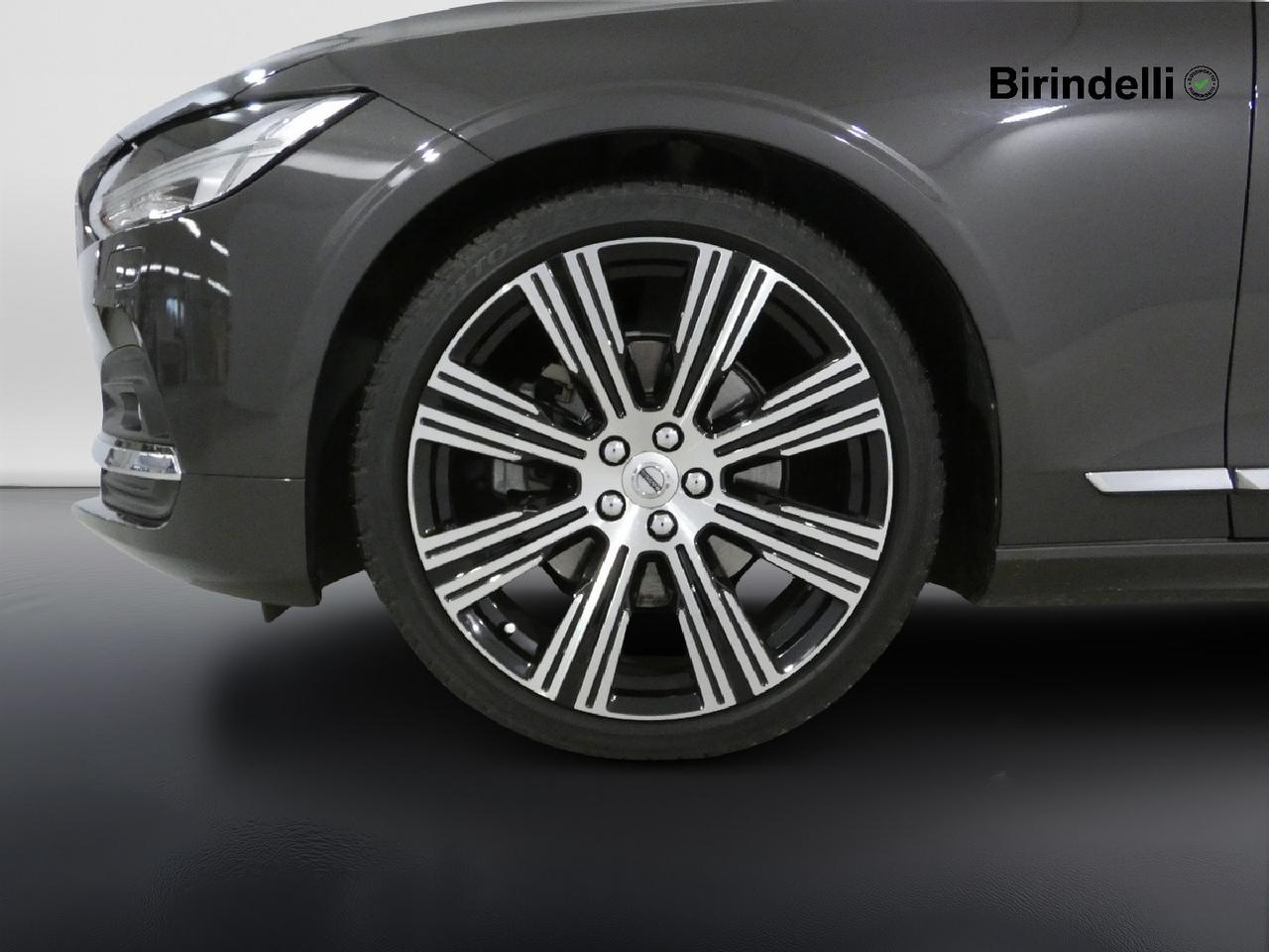 VOLVO V90 (2016-->) - V90 B4 (d) AWD Geartronic Inscription