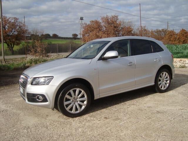 Audi Q5 2.0 tdi quattro 170cv S-LINE