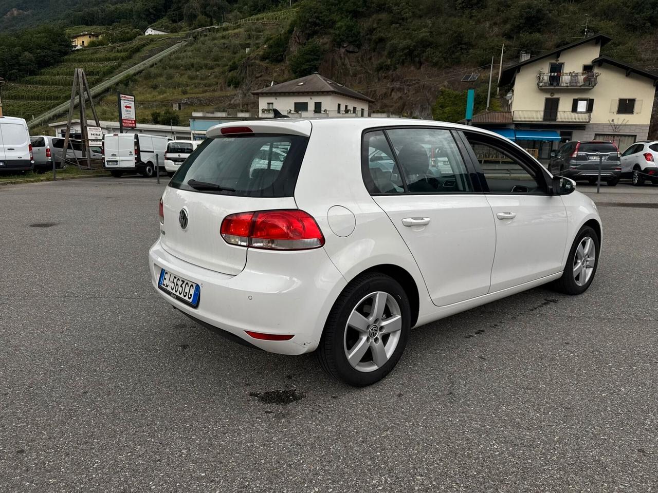VOLKSWAGEN GOLF 1.6cc 105CV TDI NEOPATENTATI