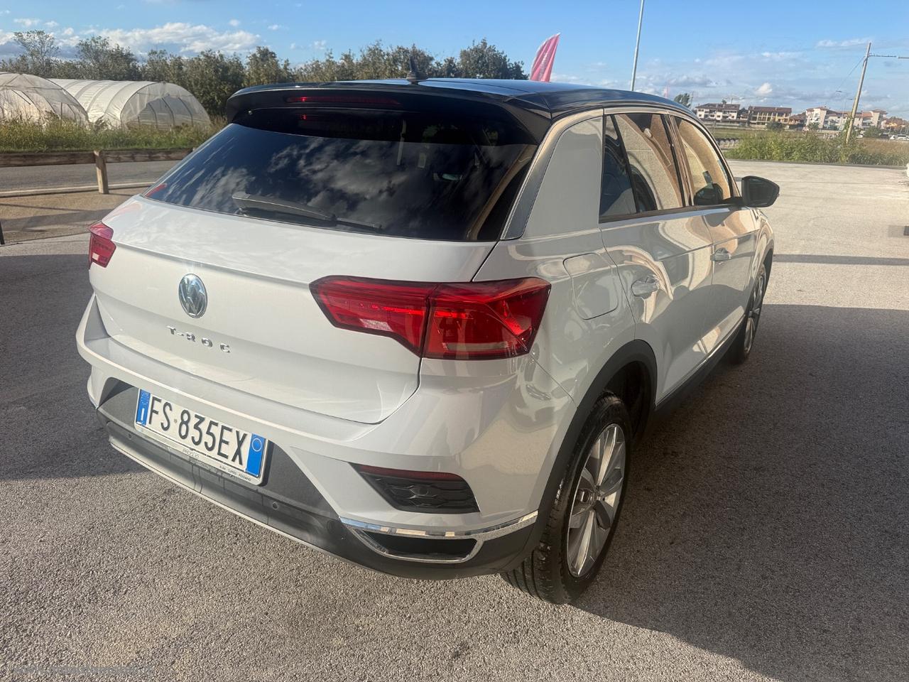 VOLKSWAGEN T-Roc 1.0 TSI 115CV Advanced BMT VIRTUAL LED STUPENDA
