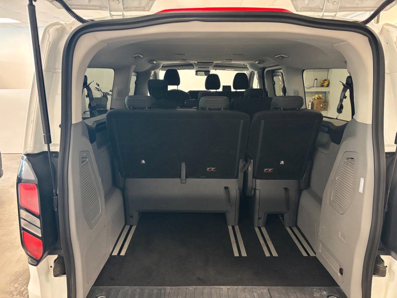 Ford Tourneo Custom 9 Posti Passo Lungo L2 Titanium 2.0 Diesel