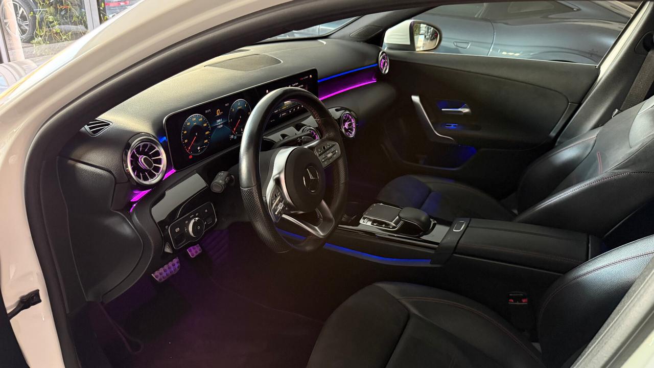Mercedes-benz A 180 d Premium AMG