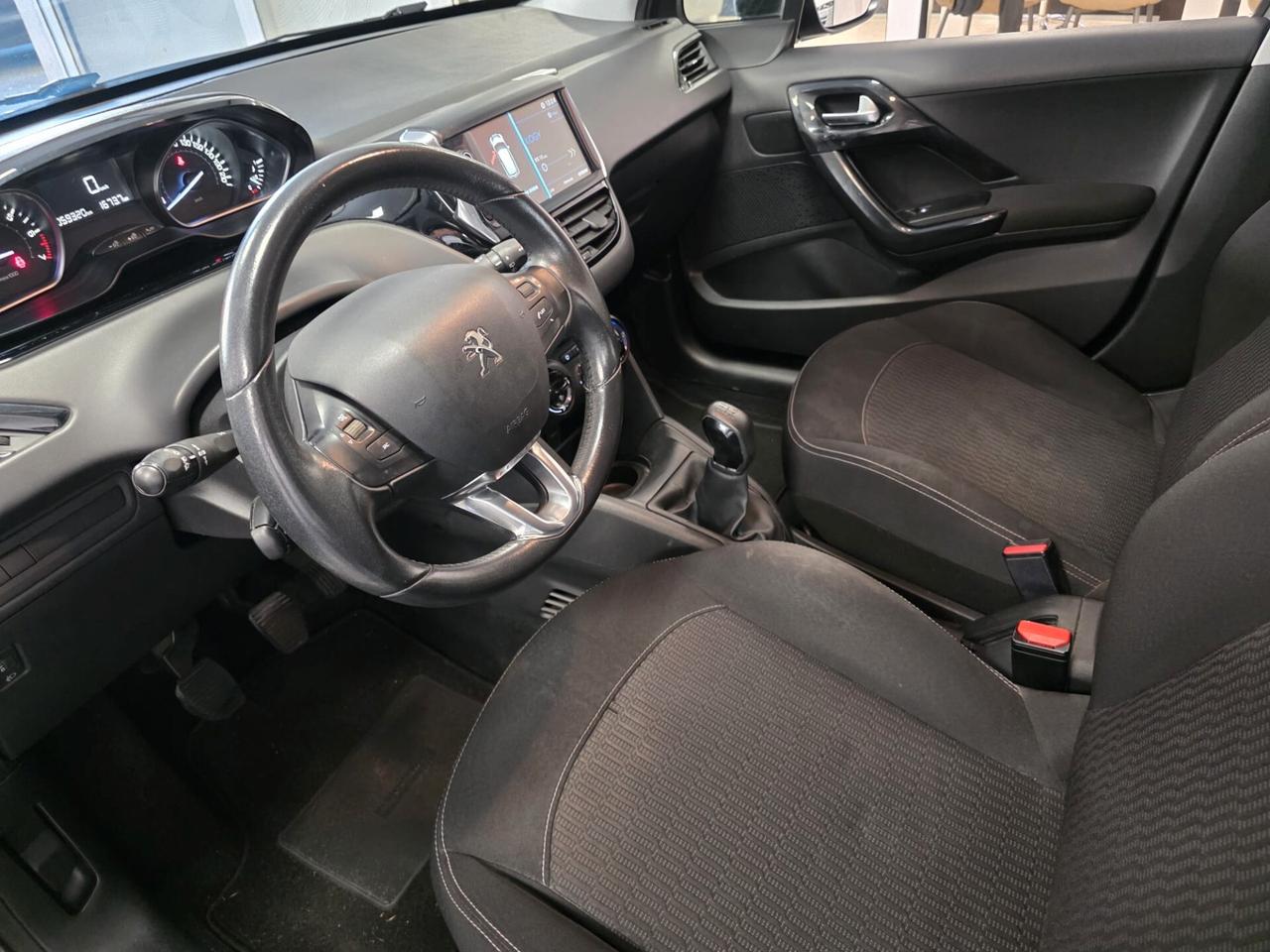 Peugeot 208 PureTech 82 5 porte Allure