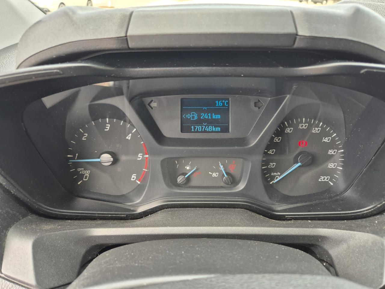 FORD TRANSIT 9 POSTI ''GANCIO TRAINO''
