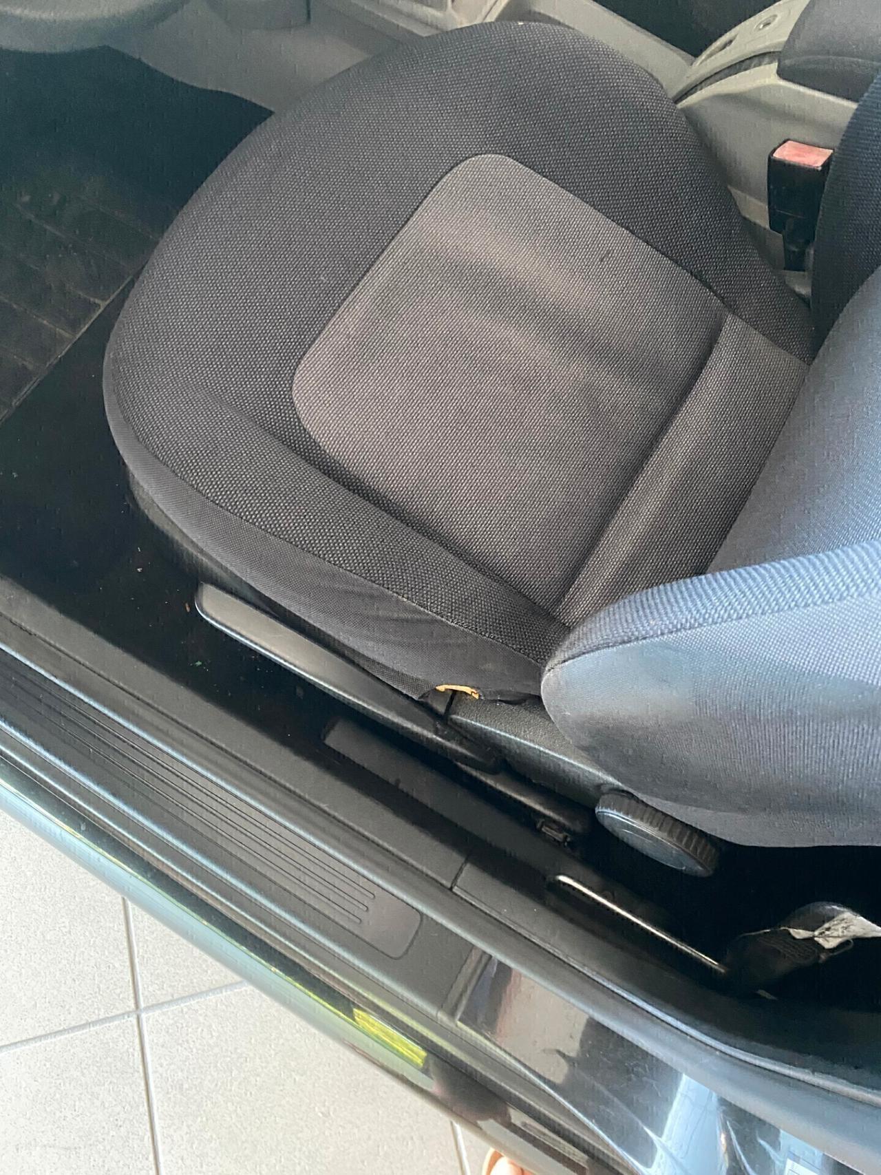 Volkswagen New Beetle 1.6 Cabrio