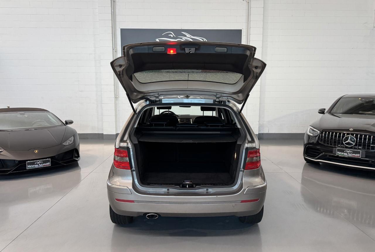 Mercedes-Benz B 180 CDI 2.0cc 109cv Automatica Finanziabile OK Neopatentati
