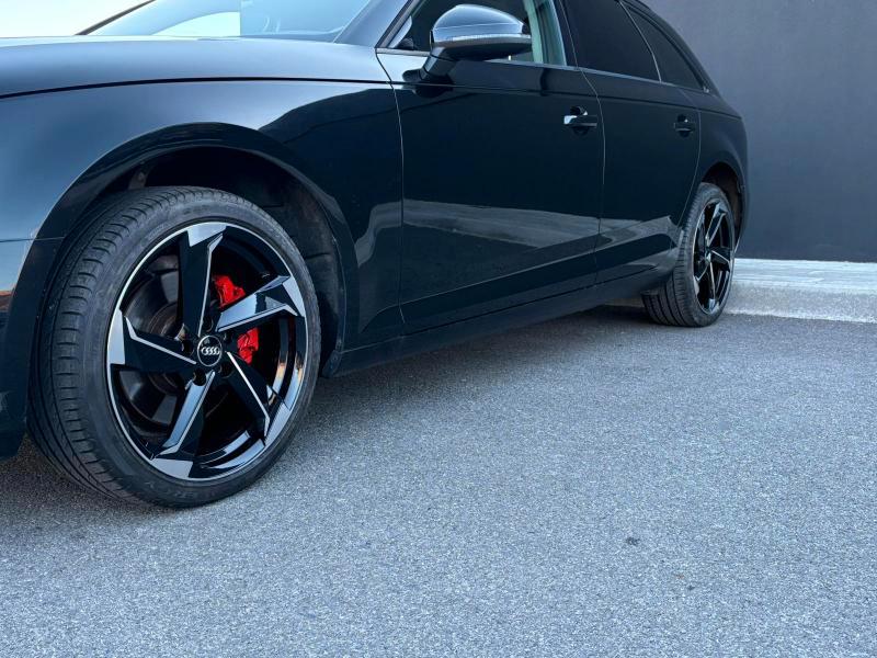 Audi A4 Avant 35 2.0 tdi 150cv s-tronic