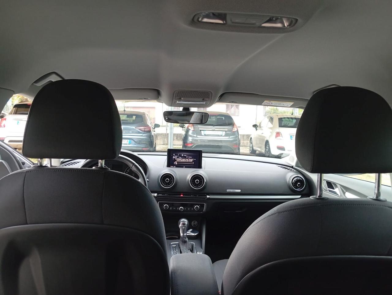Audi A3 1.6 TDI 116 CV S tronic Business unipro km 98000