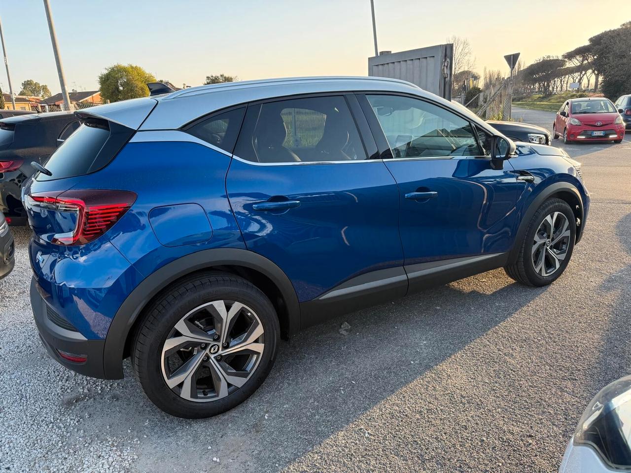 Renault Captur Full Hybrid E-Tech 145 CV RS Line