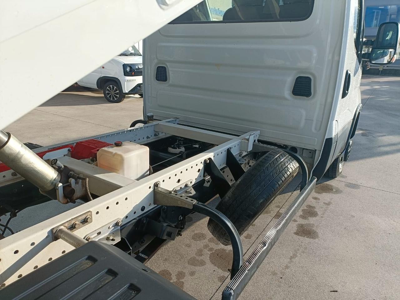 Iveco Daily RIBALTABILE TRILATERALE