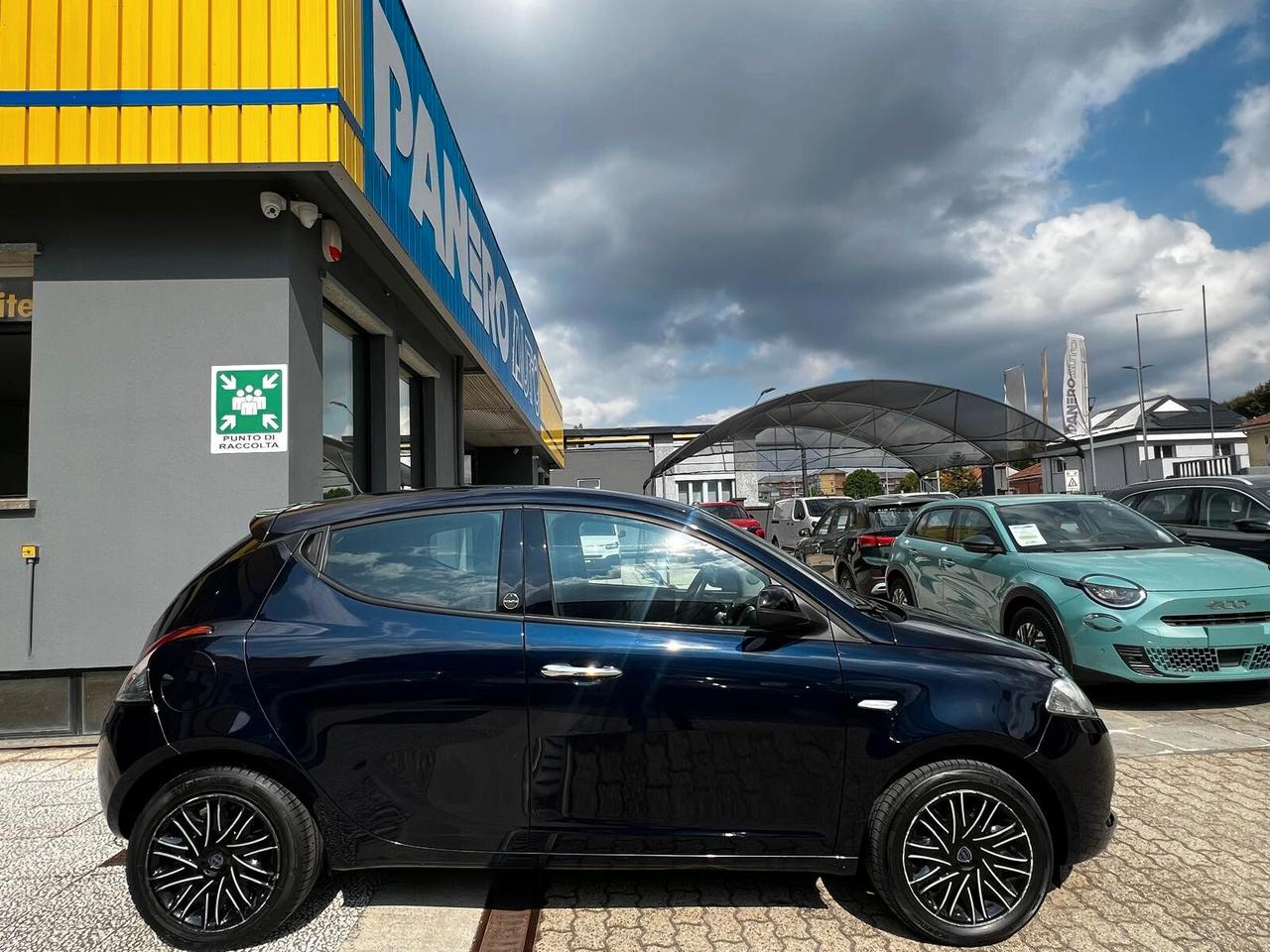 LANCIA Ypsilon 3ª serie Ypsilon 1.2 69 CV 5 po...