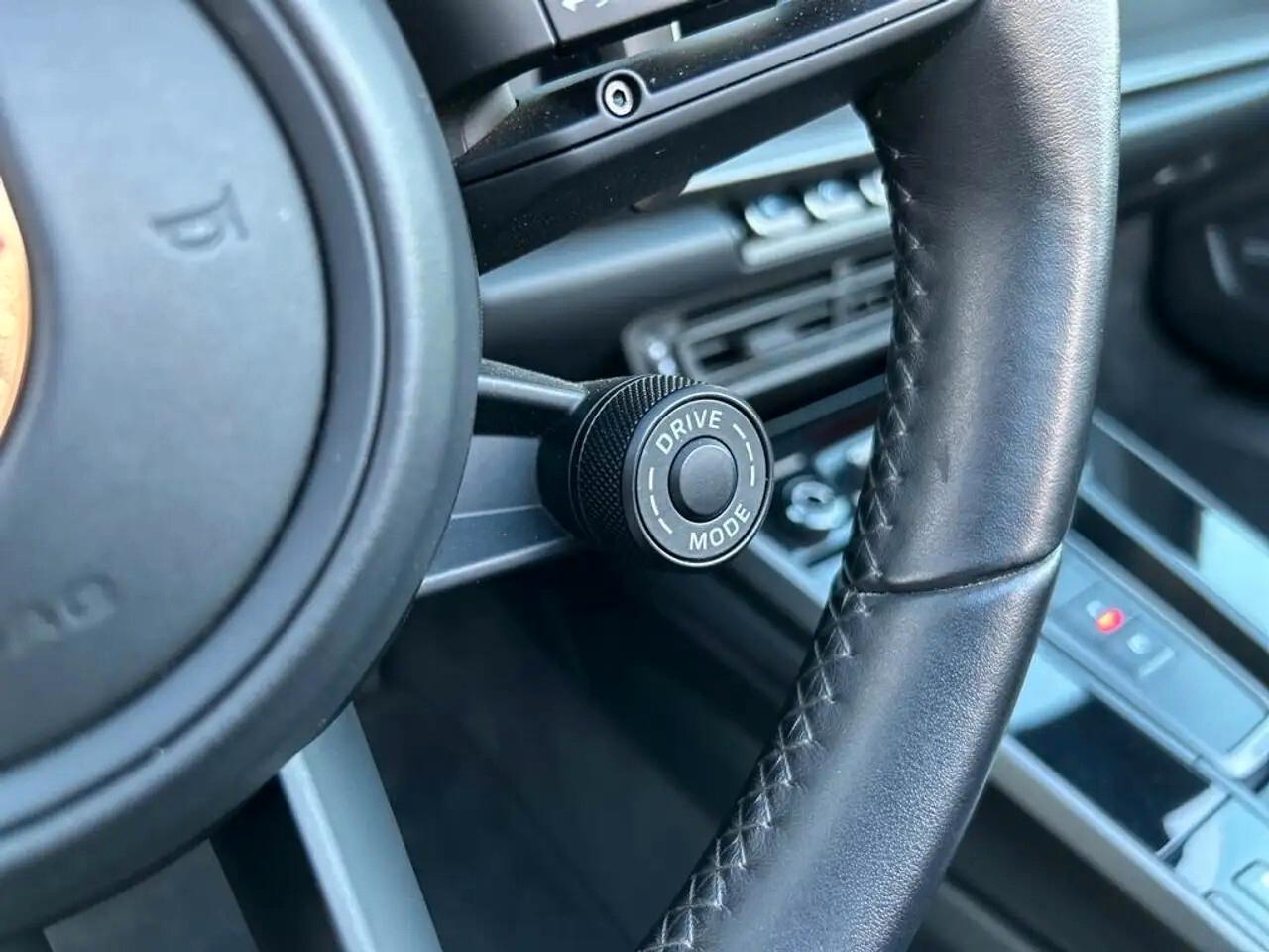 Porsche 911 Carrera 4S Cabriolet
