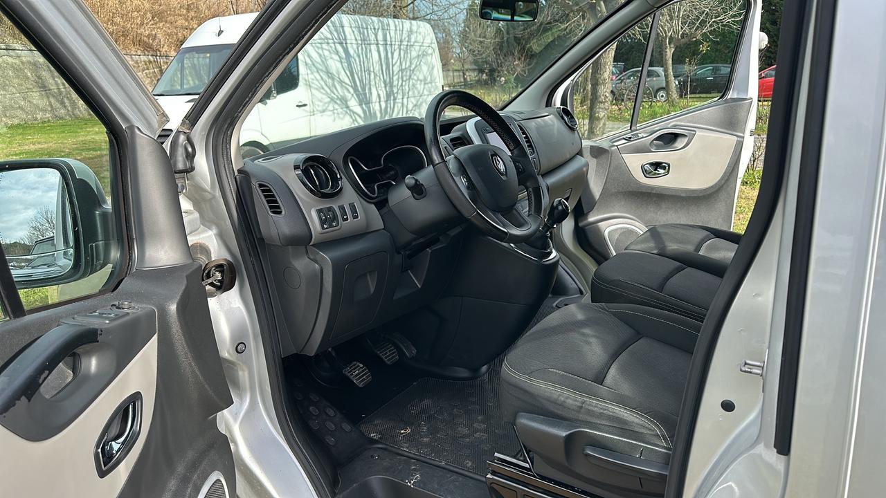 Renault Trafic T29 1.6 dCi 145CV 9 POSTI IVA ESPOSTA BELLISSIMO PERMUTABILE
