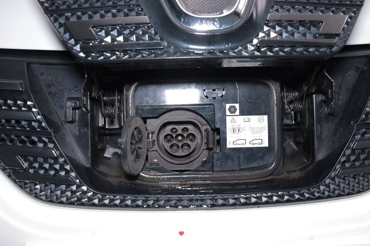 Dacia Spring motore elettrico Comfort 45