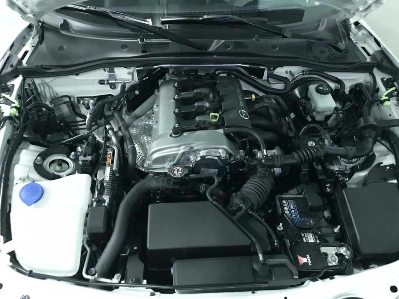 Mazda MX-5 1.5L Skyactiv-G Exclusive-Line
