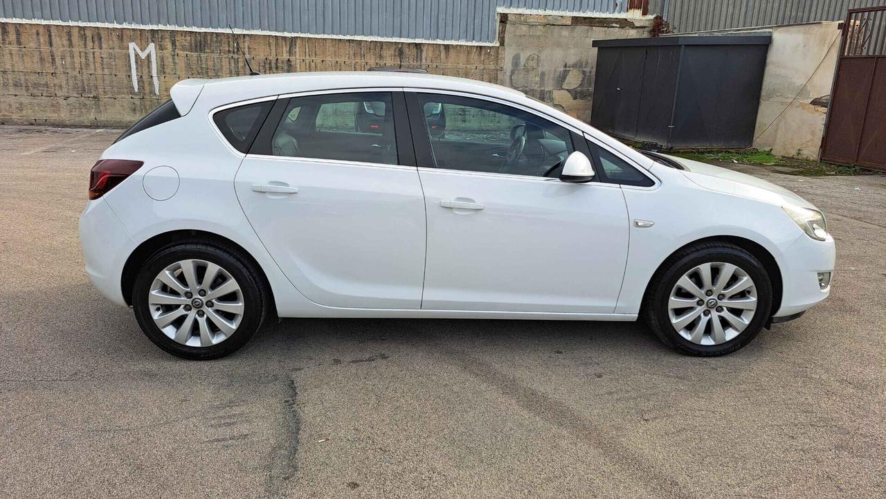 Opel Astra 1.7 CDTI 125CV Cosmo