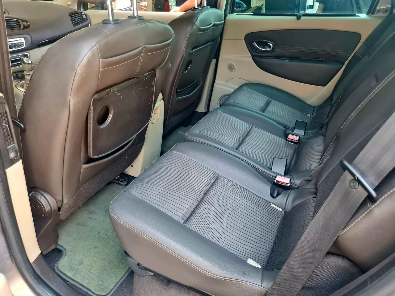 Renault Scenic 1.5 dCi 110CV *NAVI*GANCIO*TETTO**