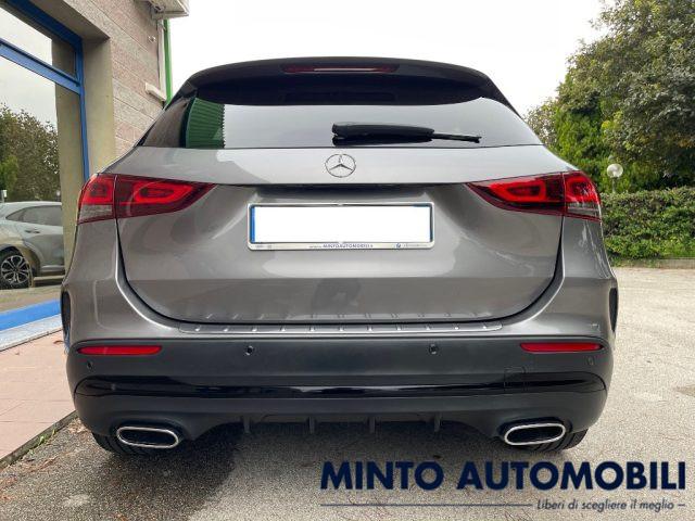 MERCEDES-BENZ GLA 180 D PREMIUM CERCHI 19" UNIPROPRIETARIO TELECAM POST.