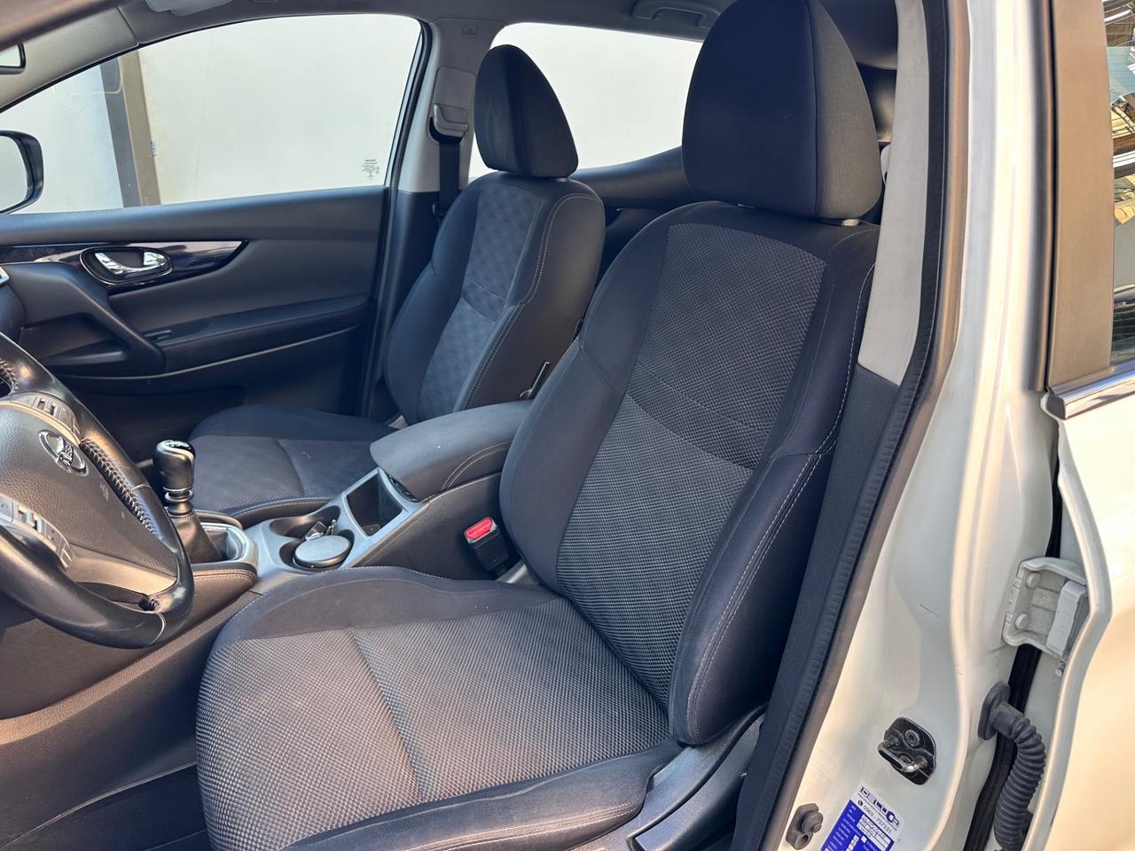 Nissan Qashqai 1.5 dCi N-Connecta