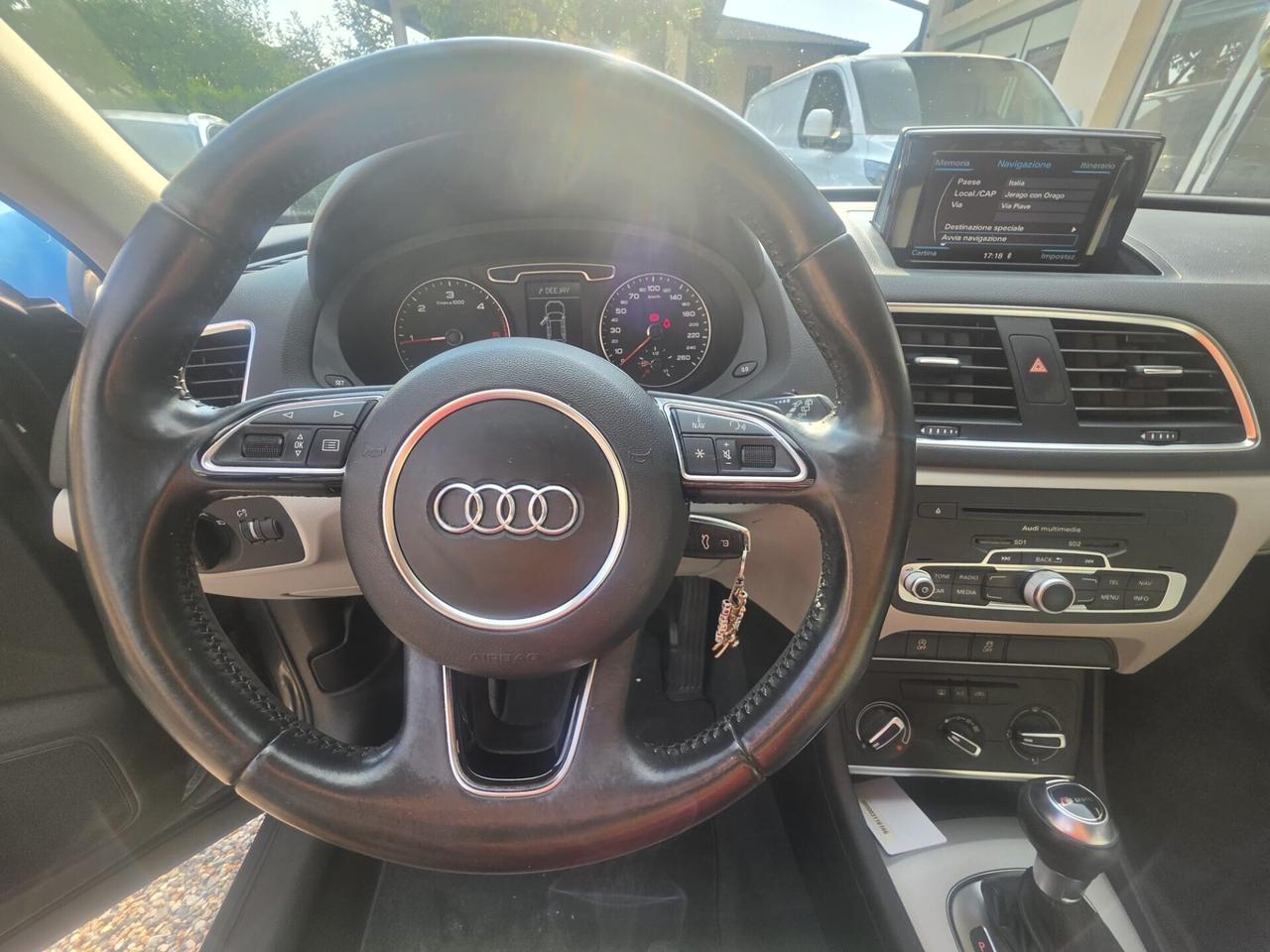 Audi Q3 2.0 TDI quattro S tronic Business Plus