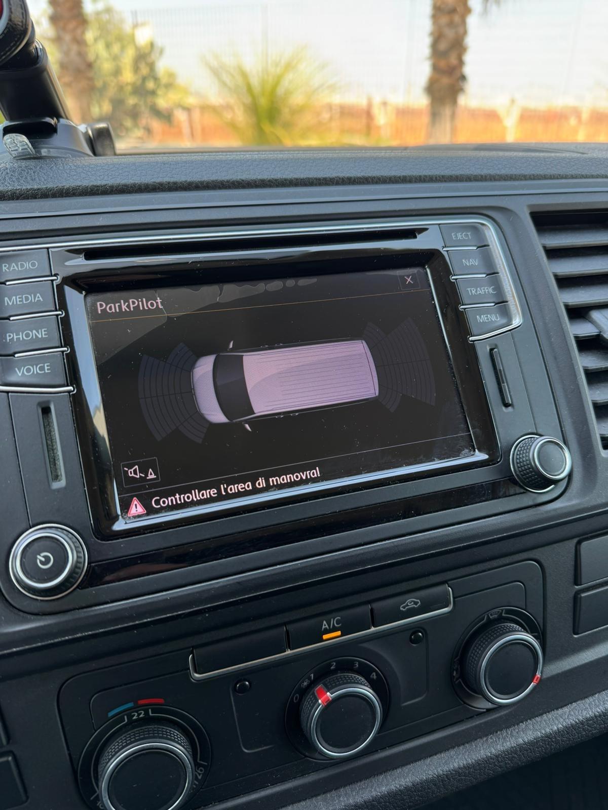 Volkswagen Transporter 2.0 TDI 150CV DSG CAMBIO AUTOMATICO