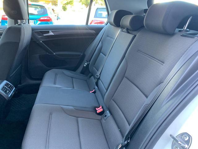 VOLKSWAGEN Golf 1.5 TGI 5p. Business BlueMotion Technology