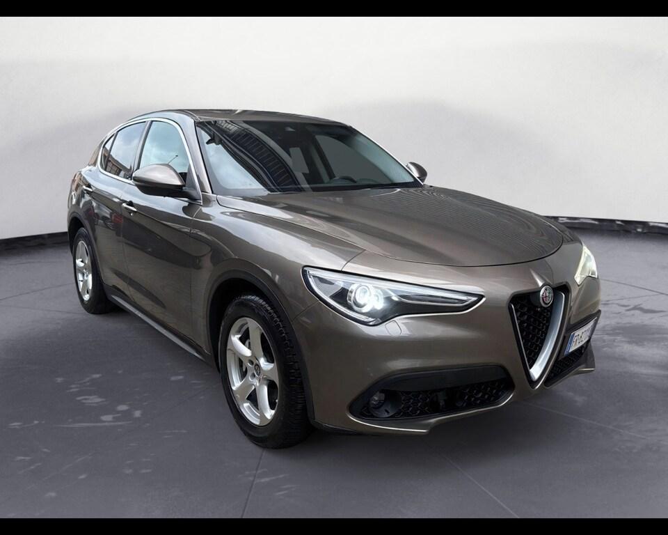 Alfa Romeo Stelvio 2.2 Turbo Business RWD Auto