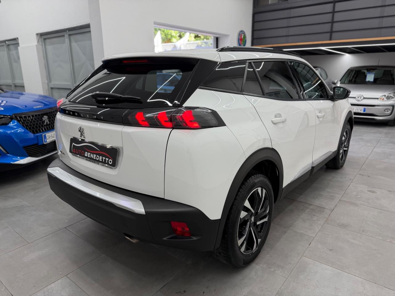 Peugeot 2008 BlueHDi 130 S&S EAT8 Allure Pack 2022